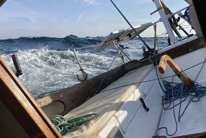 Shorthanded Sailing: The Case for Simplicity - Sail Magazine