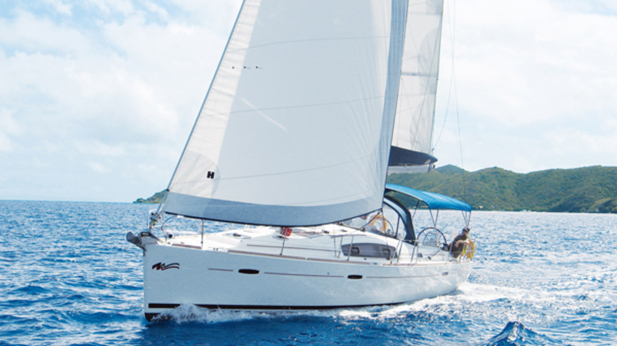 beneteau 43 sailboat