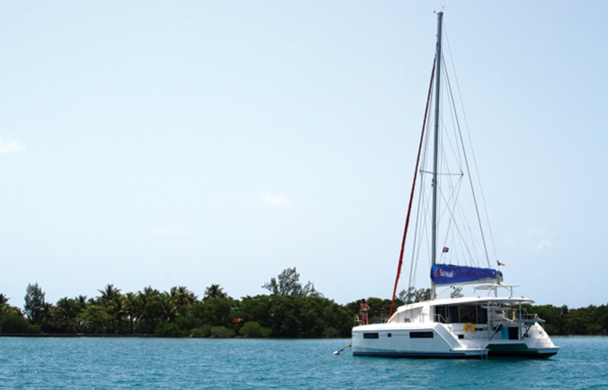 charter-special-belize-sail-magazine