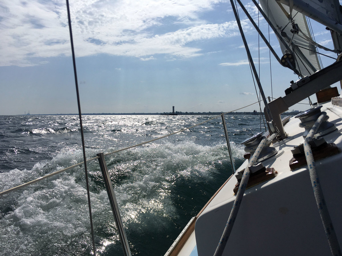 Landfall, with the entrance to Lorain harbor dead ahead 