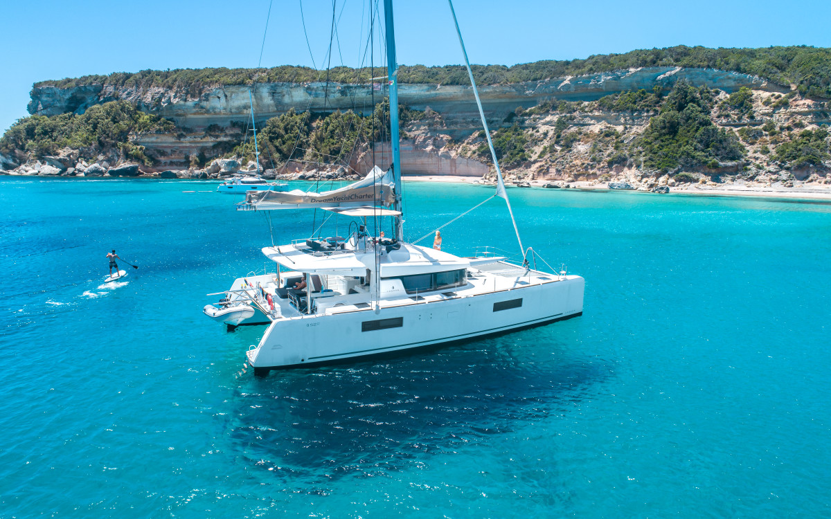 yacht charter ownership reviews