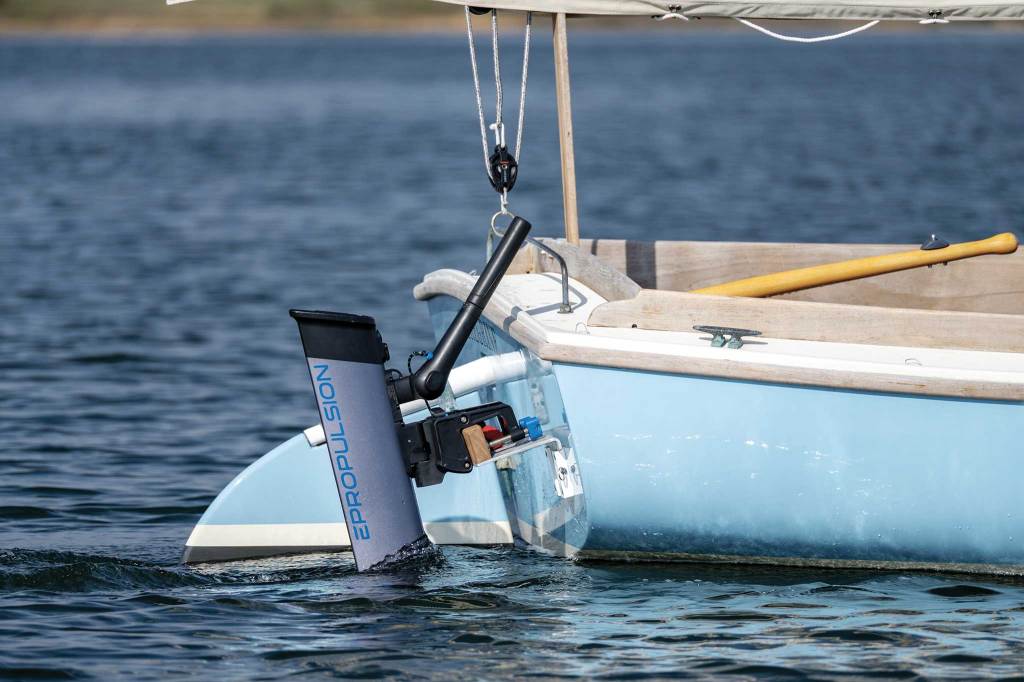 sailing a dinghy with an electric motor